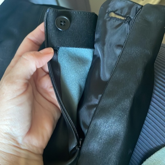 Banana Republic MID-RISE SKINNY LEATHER PANT Black Size 0 NWOT - Picture 5 of 6